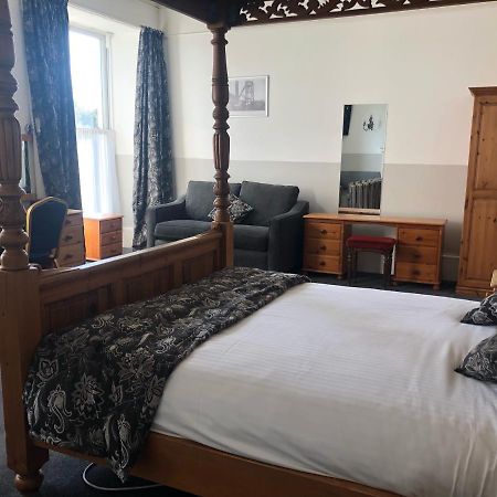 Lowenac Hotel Camborne Bagian luar foto