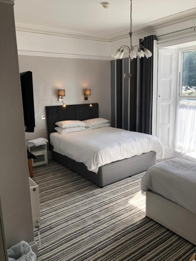 Lowenac Hotel Camborne Bagian luar foto