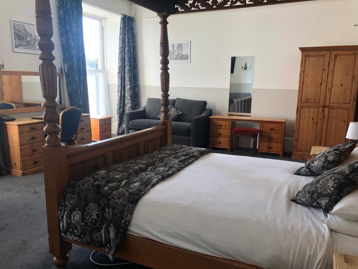 Lowenac Hotel Camborne Bagian luar foto